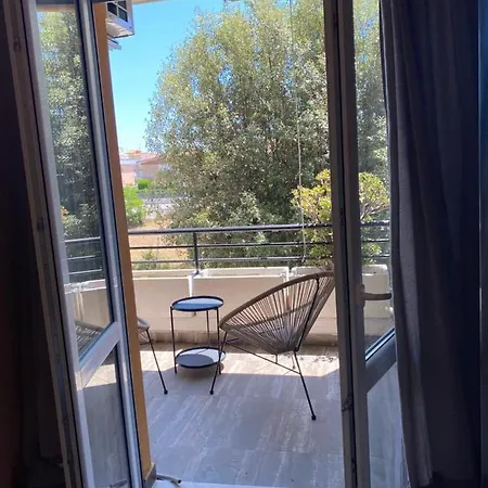 The Diamond In The Crown Of Apartment